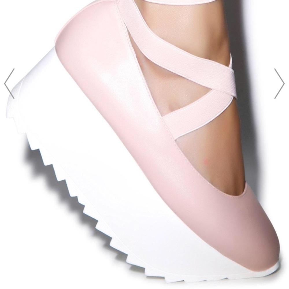 Unif Bella platforms